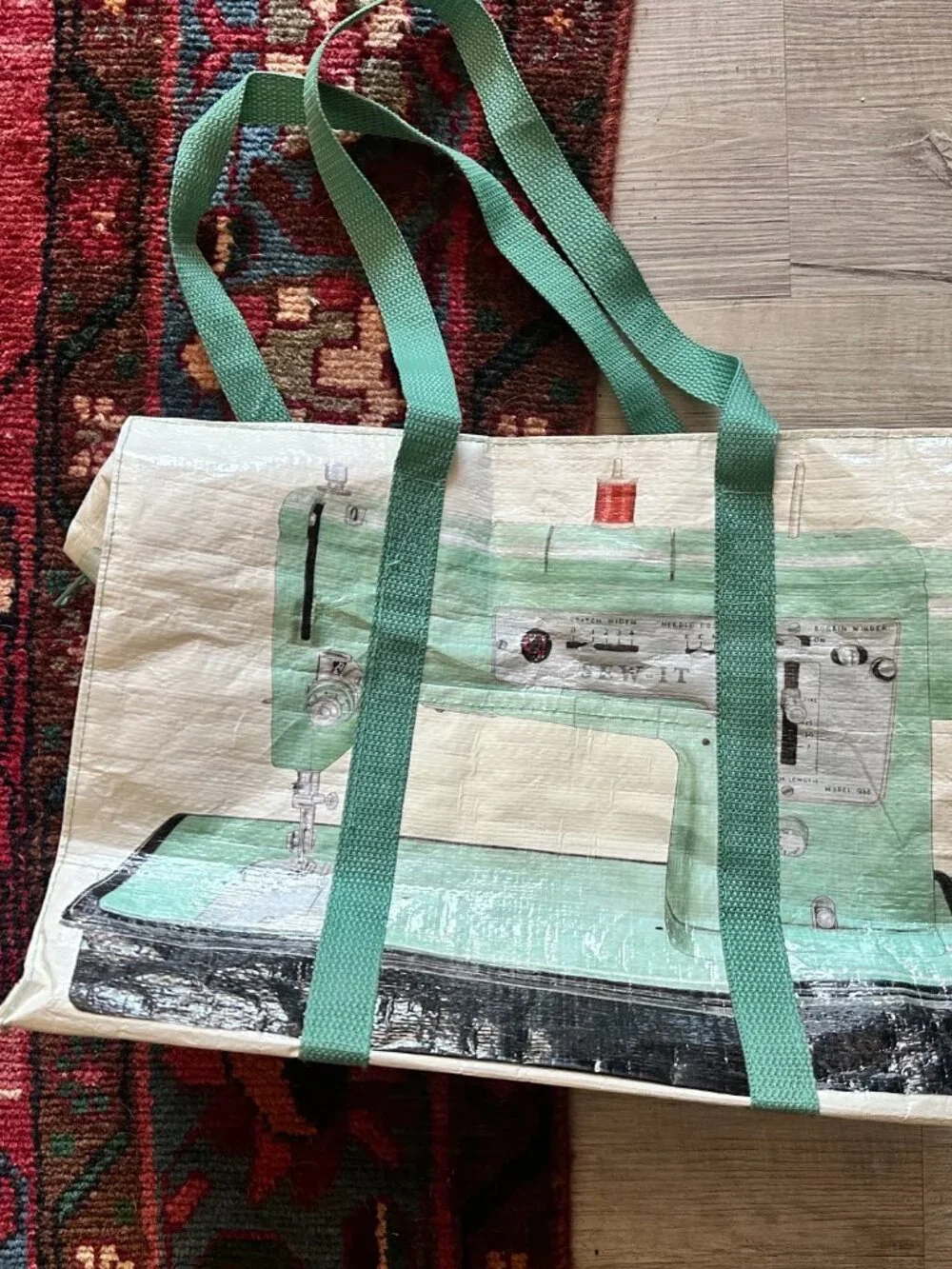 Blue Q Sewing Machine Shoulder Tote with Zipper - 2000s Design - Picture 4 of 8